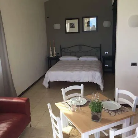 Volpara Apartment *